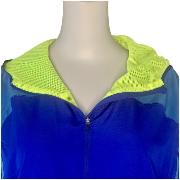NEW BALANCE Running Jacket Lightweight Full Zip Hooded Active Windbreaker Size M - Picture 5 of 15